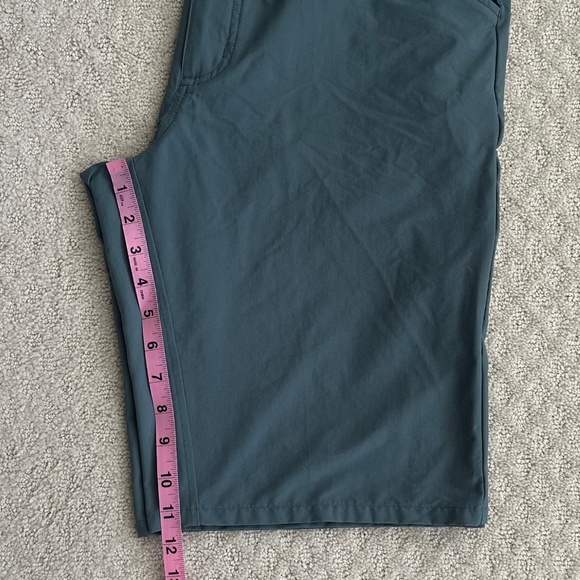 Patagonia Men's Quandary Hiking Shorts Nouveau Green 34 Outdoors Casual Trail - Picture 16 of 16